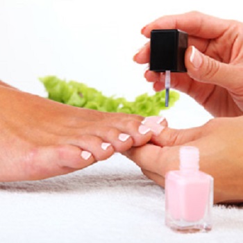 I NAILS AND SPA - Pedicure